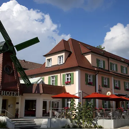 Hotel Restaurant Zur Windmuehle 3*
